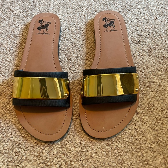 Sam Edelman Shoes - Flip flops